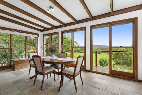 CHRISTOPHERS COTTAGE - Sunshine Coast Tourism 2