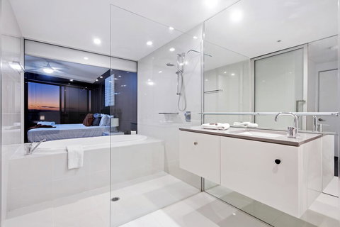 Circle Private Residences - Sunshine Coast Tourism 2