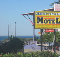 City Beach Motel - Holiday Sunshine Coast