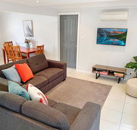 City Center - Modern 2-Bedroom Apartment - Holiday Sunshine Coast
