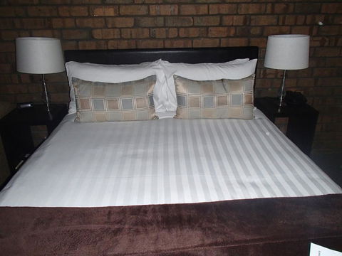 City Colonial Motor Inn - Sunshine Coast Tourism 2