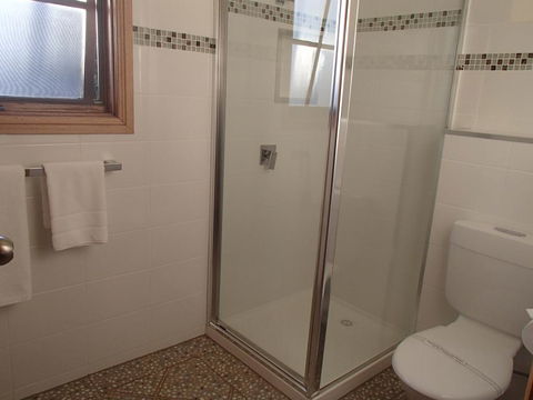 City Colonial Motor Inn - Sunshine Coast Tourism 3