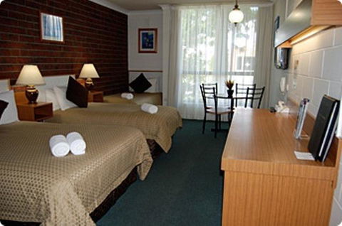 City Gardens Motel - Sunshine Coast Tourism 2