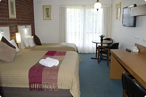 City Gardens Motel - Sunshine Coast Tourism 3