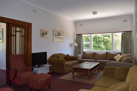 Clanwilliam - Sunshine Coast Tourism 3