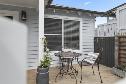 Claras Cottage - Sunshine Coast Tourism 2