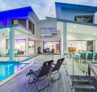 Clear Island Cove - Sunshine Coast Tourism