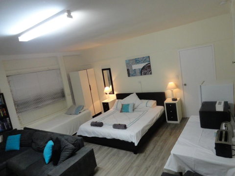 Cleveland B&B - Private Studio Room - Sunshine Coast Tourism 0