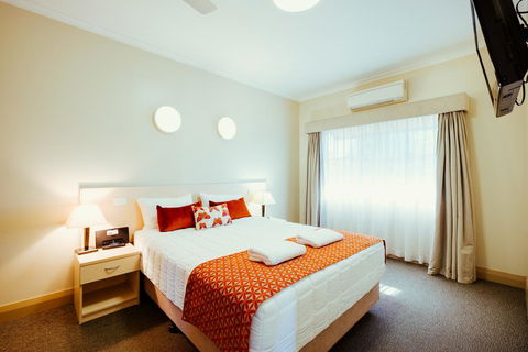 Club Motor Inn - Sunshine Coast Tourism 0