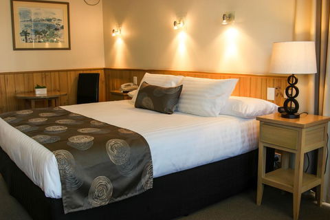 Coal Valley Motor Inn - Sunshine Coast Tourism 0