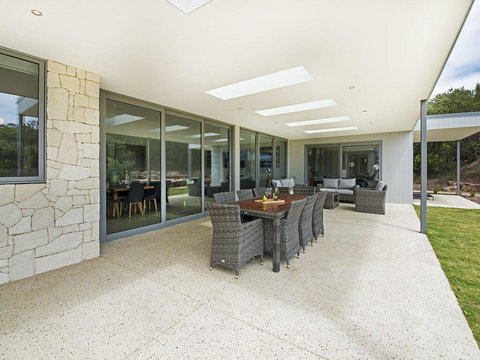 Coastal Chic - Sunshine Coast Tourism 2