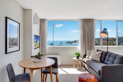 Coastal Chic Designer Apartment - Sunshine Coast Tourism 1
