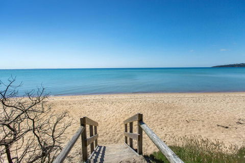 COASTAL HAVEN - DROMANA - Holiday Sunshine Coast 3