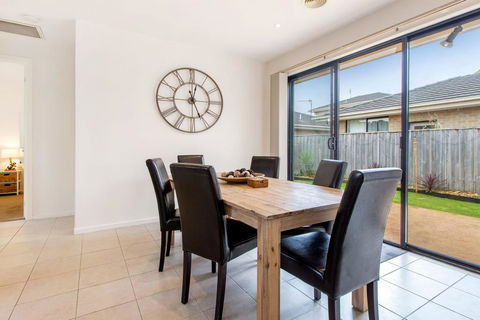 COASTAL HAVEN - DROMANA - Holiday Sunshine Coast 2