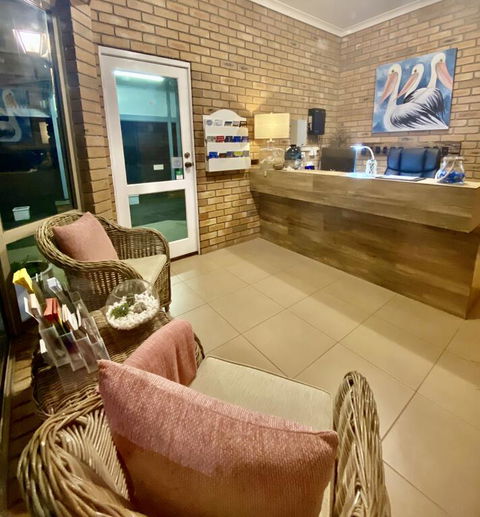 Coastal Waters Motor Inn - Sunshine Coast Tourism 3