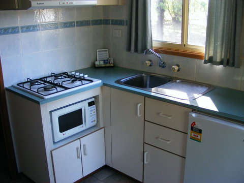 Cobar Caravan Park - Holiday Sunshine Coast 1