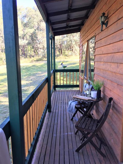 Cockatoo Cottages - Sunshine Coast Tourism 3