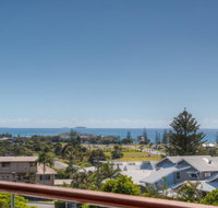 Coffs Jetty Beach House - Sunshine Coast Tourism