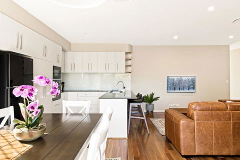Cohoe - Holiday Sunshine Coast 3