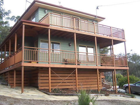 Coles Bay House - Sunshine Coast Tourism 0