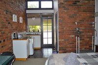 Book Omeo Accommodation Vacations Sunshine Coast Tourism Sunshine Coast Tourism