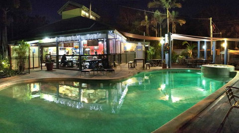 Colonial Village Cabins, Camping & Tours - Hervey Bay YHA - Sunshine Coast Tourism 0