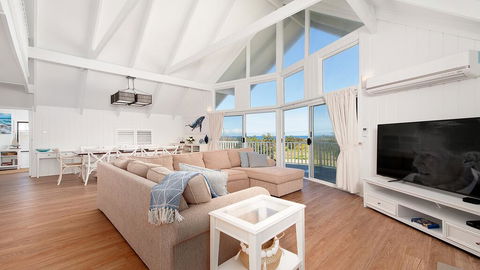 Combined Kingsley Beach House - Sunshine Coast Tourism 3