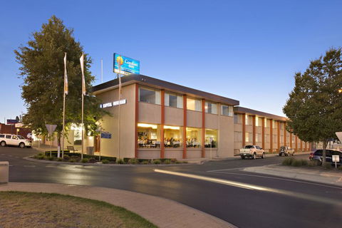 Comfort Inn Capital Horsham - Sunshine Coast Tourism 3