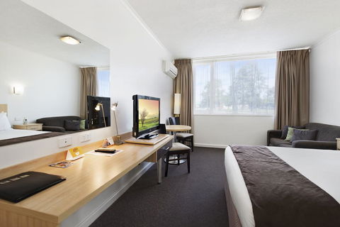 Comfort Inn Capital Horsham - Sunshine Coast Tourism 1