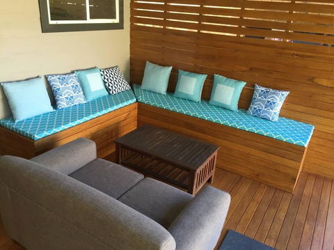 Comfortable Queen Sized Room Near Tuggerah Lake - Sunshine Coast Tourism 1