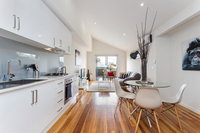 Complete Host Richmond Townhouse Collection