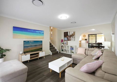 Convenient Location, Close To Tuggerah Lake - Sunshine Coast Tourism 0