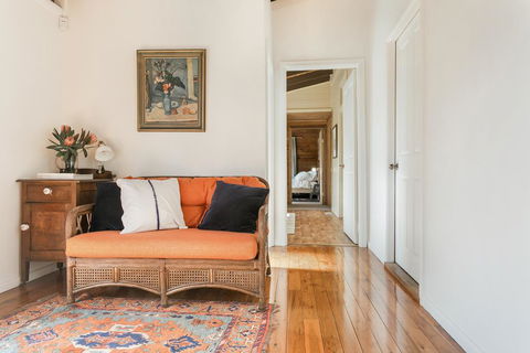 Cooee Cottage - Sunshine Coast Tourism 2