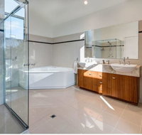 Cooinda Gardens 6 on Hamilton Island - Holiday Sunshine Coast