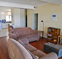 Cooinda 17 Dulconghi Street - Holiday Sunshine Coast