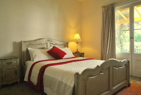 Cooma Cottage - Sunshine Coast Tourism 3