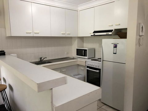 Copacabana Apartments - Sunshine Coast Tourism 2