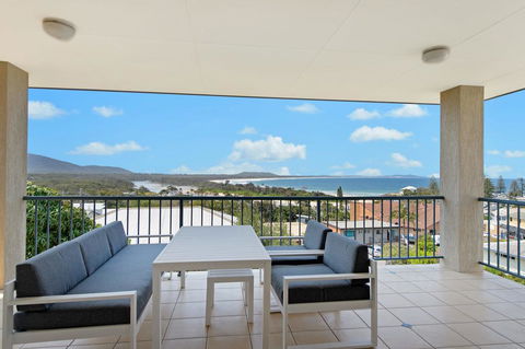 Corakuna, 3 Korogora Street - Holiday Sunshine Coast 0