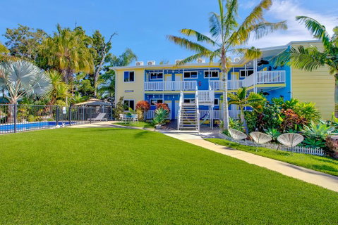 Coral Inn Boutique Hotel - Sunshine Coast Tourism 2