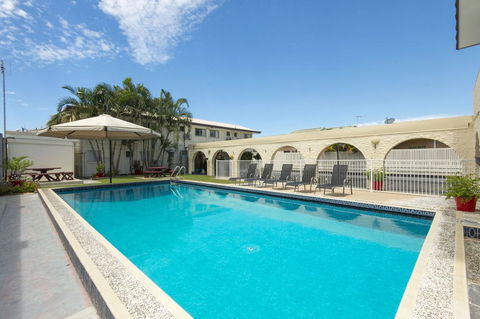 Coral Sands Motel - Sunshine Coast Tourism 0