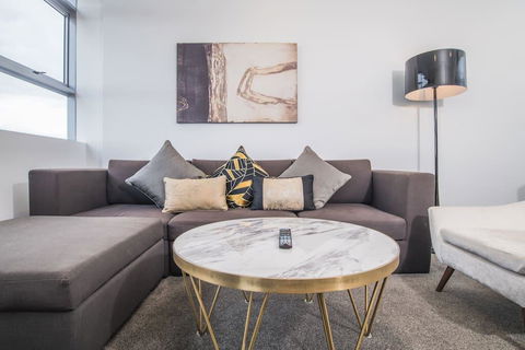 Corporate Travel 1bed 1study Room Apt At Chatswood - Holiday Sunshine Coast 2