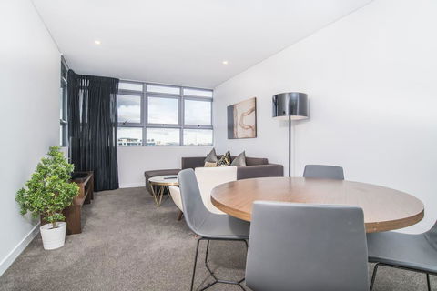 Corporate Travel 1bed 1study Room Apt At Chatswood - Holiday Sunshine Coast 1