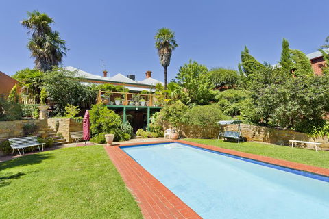 Corvah House - Sunshine Coast Tourism 0