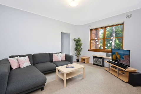 Cosy 2BR Plus Parking In Nth Sydney - Sunshine Coast Tourism 0