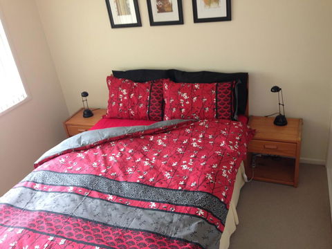 Cosy Home In Yandina - Holiday Sunshine Coast 0