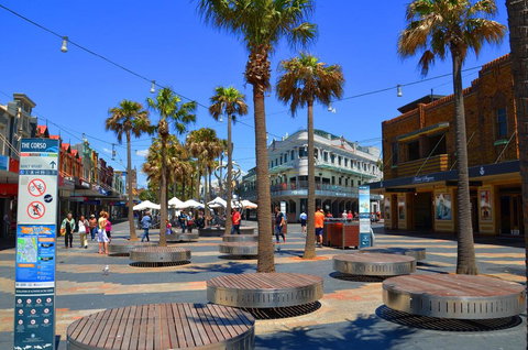 Cosy Studio Apartment Seconds From Manly Beach - Sunshine Coast Tourism 3