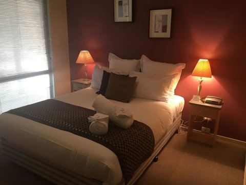 Cottage 1 Relax And Self Isolate In With Hot Tub - Sunshine Coast Tourism 0