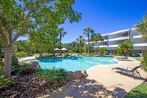 COTTON BEACH SUITE 108 - Holiday Sunshine Coast 0