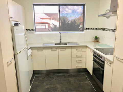 Country Apartments - Sunshine Coast Tourism 3
