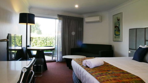 Country Capital Motel - Holiday Sunshine Coast 2